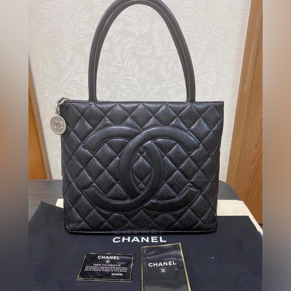 Authentic Black medalion chanel